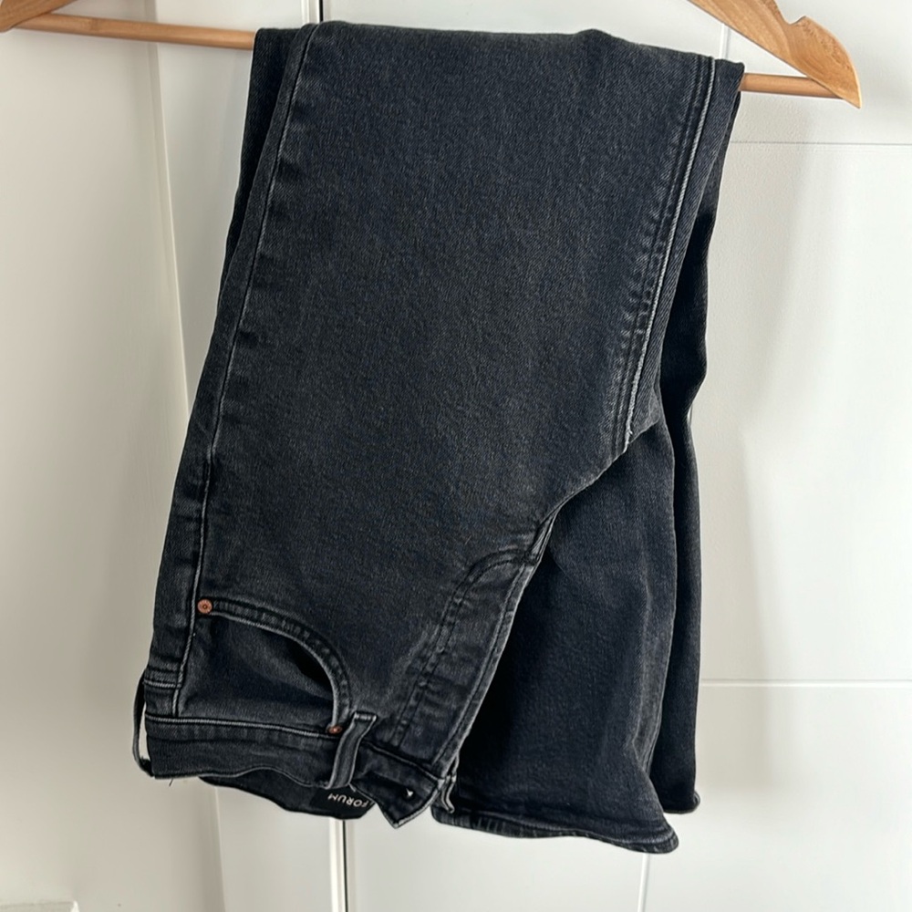 Denim Forum High Rise Straight Leg Jean